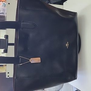 Coach Large Tote Bag Pebbled Leather Black